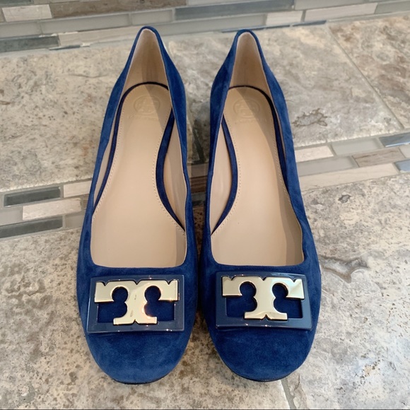 🔥Tory Burch Gigi Logo Suede Pump - Picture 3 of 8
